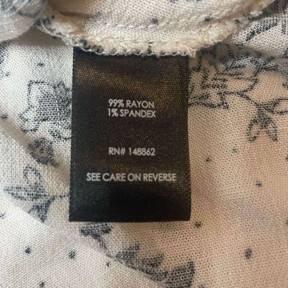 Torrid Lot of 5 Tops Blouses Chiffon Rayon Plus Size 3X Womens Floral Shirts - Picture 6 of 16